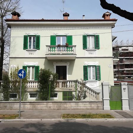 Gorizia Vacanze Appartamento In Villa Con Parcheggio Exterior photo